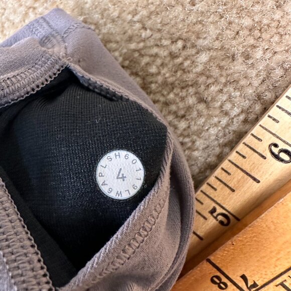 Lululemon Women's Yoga Pants Leggings Running Workout Fuchsia Purple Size 4 - Picture 6 of 6